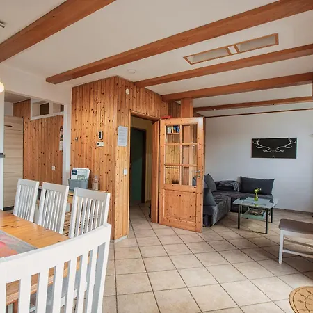 Stefan - Sauna - Terrasse - Mit Bettwaesche & Handtuecher * Lossburg